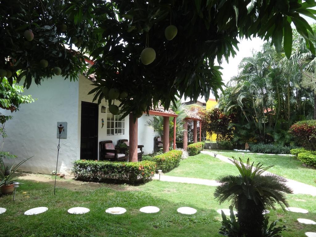 Villa Botero By Casa Mojito Santa Clara  Eksteriør bilde